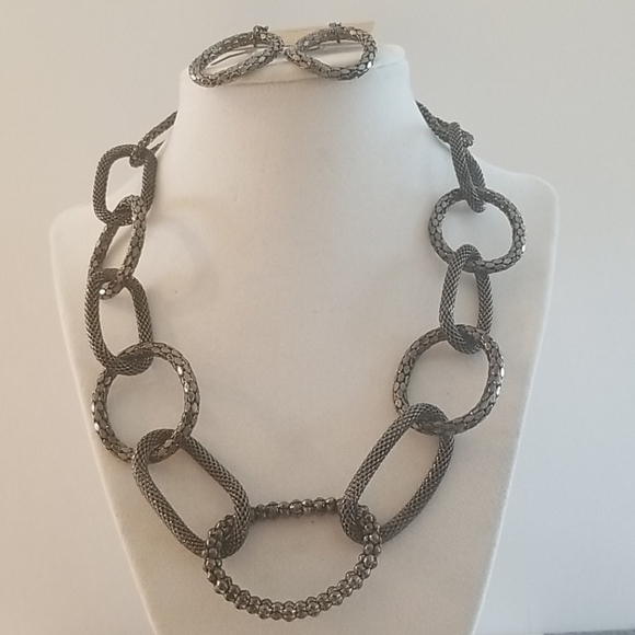 PEWTER Hoop Necklace and Earring Set - Picture 3 of 4